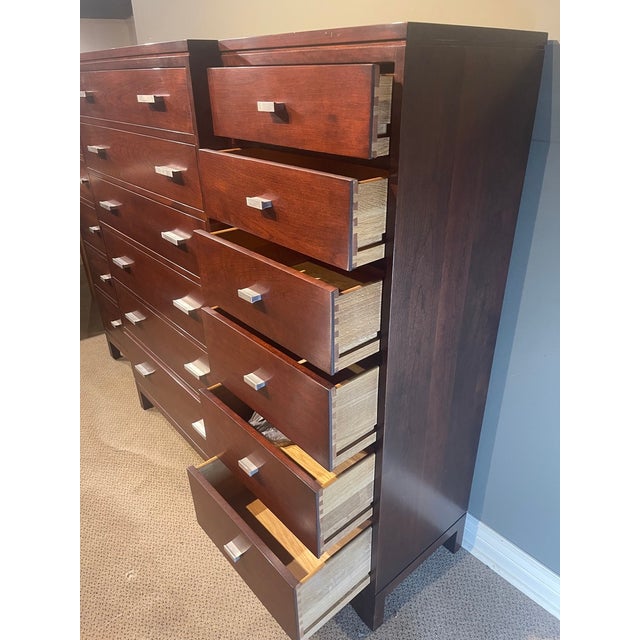 Transitional Stickley Metropolitan Chest of Drawers With Two Side Chests Featuring Chrome Pulls. The Two Side Chests Are Recessed From the Main Chest of Drawers. For Sale - Image 3 of 11