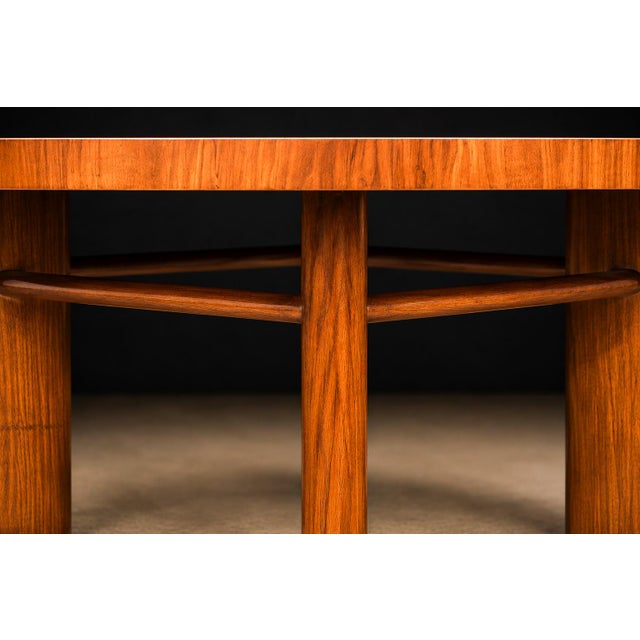 Amber Round Dining Table in Caviúna Wood by Joaquim Tenreiro, Brazil, 1950s For Sale - Image 8 of 17