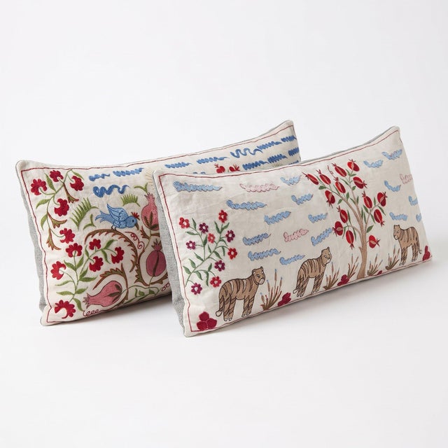 Mid-Century Modern Tiger Suzani Lumbar Pillow Cover 18'' X 54'' - Set of Two For Sale - Image 3 of 4