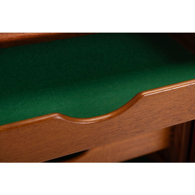 Bowed Teak Sideboard by H.P. Hansen, 1960s For Sale - Image 6 of 14