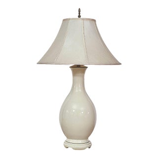 Vintage Cream Ceramic Urn Table Lamp With Brass Accents & Shade - Hollywood Regency For Sale