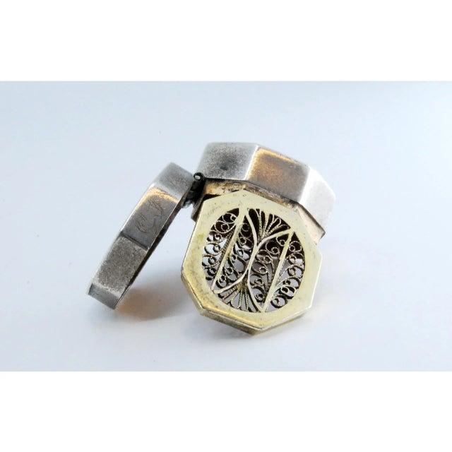 Octagonal Silver and Gold Vinaigrette Box For Sale - Image 6 of 11