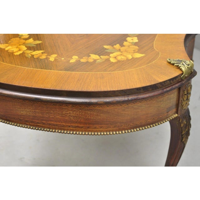 Antique French Louis XV Style Floral Inlay Walnut Coffee Table With Drawer For Sale - Image 13 of 15