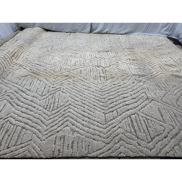 Rh Halima Hand-Knotted Wool Rug — 12' × 15' Marled Ivory / Latte | Undyed Wool | High-Low Texture For Sale In Columbus - Image 6 of 18