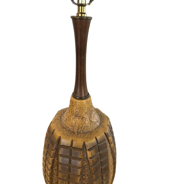 Pair of Mid-Century Modern Brutalist Abstract Ceramic Table Lamps – Geometric Textured Design For Sale - Image 12 of 13