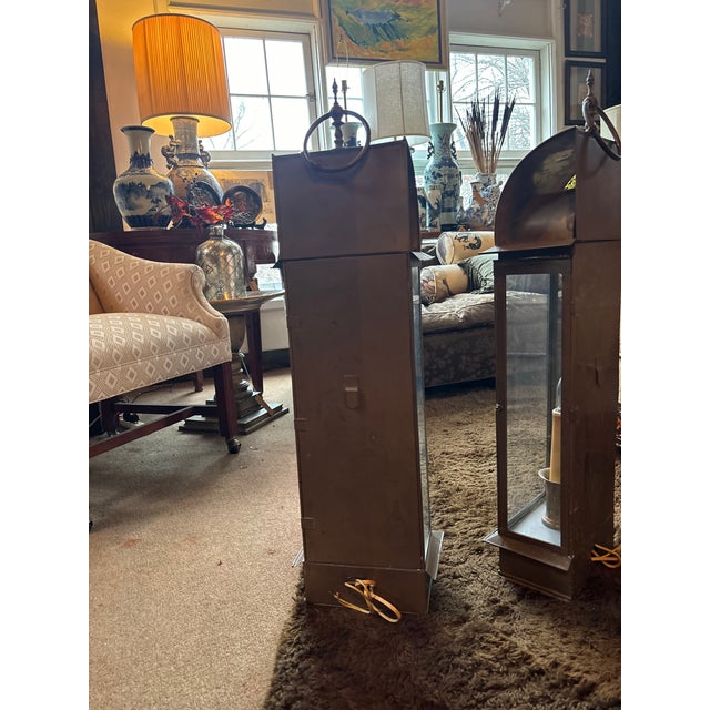 American Late 19th Century Large Brass Wall Mount Lanterns - a Pair For Sale - Image 3 of 6