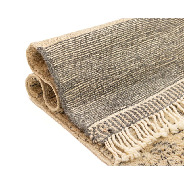 Hand-Knotted Wool Premium Rug by Azele Studio For Sale - Image 4 of 10