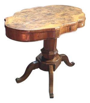 18th Century Regency Walnut Briar Root Oval Side Table, Italy, 1750
