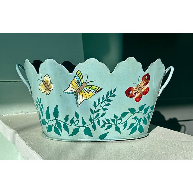1980s Late 20th Century Tole Ware Hand Painted Scalloped Planter For Sale - Image 5 of 7