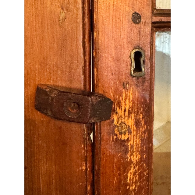 Antique Early 1800s Hand-Made Pennsylvania Corner Cabinet Cupboard For Sale In Pittsburgh - Image 6 of 8