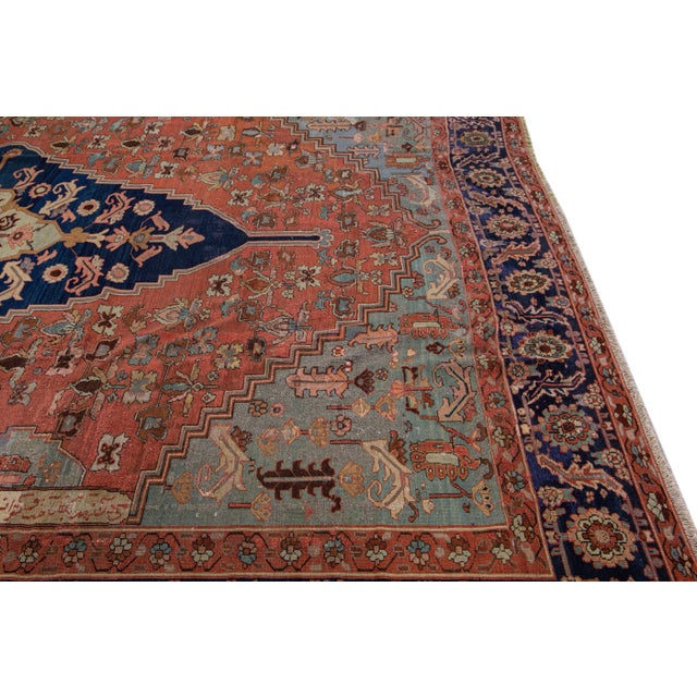 Antique Persian Serapi Handmade Medallion Wool Rug For Sale - Image 4 of 7