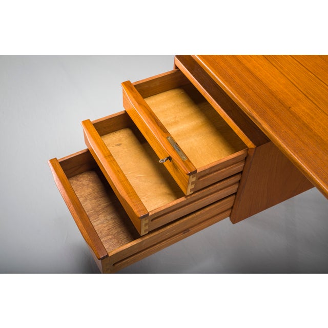 Brown Danish Teak Desk by Peter Lovig Nielsen for Hedensted Mobelfabrik, 1974 For Sale - Image 8 of 18