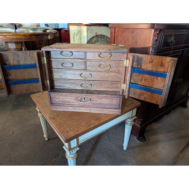 Vintage Chinoiserie Phoenix Jewelry Box | Ornate Brass Hardware, Double Doors & Multi-Drawer Interior For Sale - Image 4 of 17