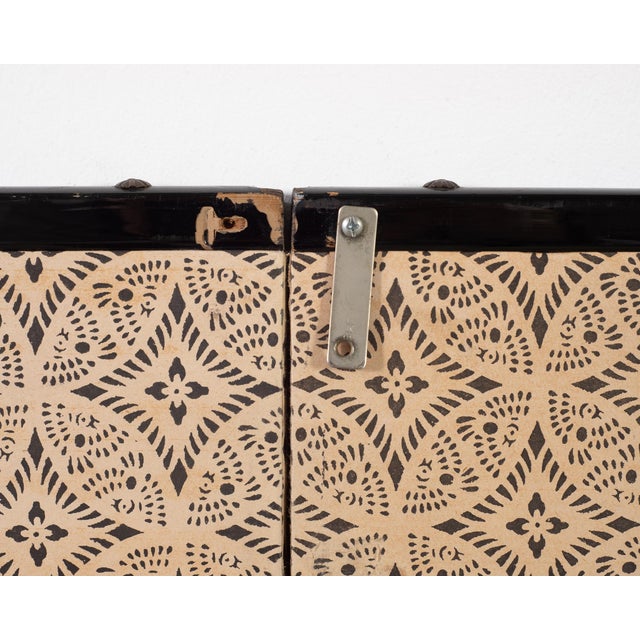 Japanese Taisho Two-Panel Landscape Screen Traveler Waystation For Sale - Image 14 of 18