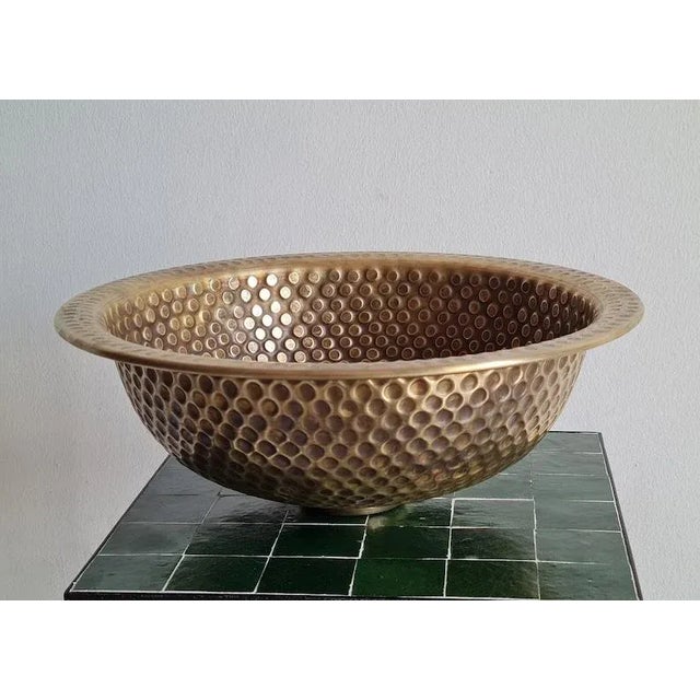 our exquisite brushed round Sink for Bathroom, available exclusively. This premium sink is expertly crafted to bring...