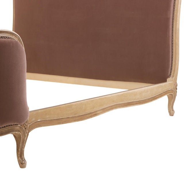 French Louis XV-Style Painted and Upholstered Full Bed, Ca. 1940. For Sale In Philadelphia - Image 6 of 8