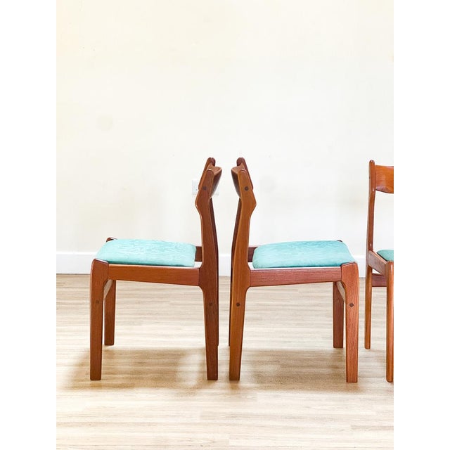 Danish Chairs in Teak from Hans Olsen, Denmark, 1960s, Set of 4 For Sale - Image 6 of 18