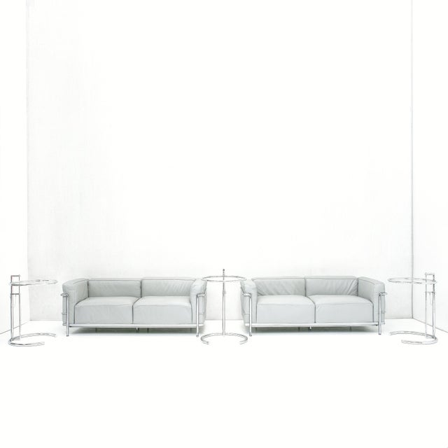 The lc3 sofa is an iconic piece of modernist design, designed in 1928 by le corbusier, pierre jeanneret, and charlotte...