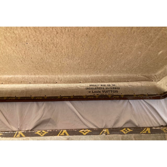 A Rare, Louis Vuitton Monogram Canvas Library Trunk 1911 Made for Britannica Encyclopaedia With Brass Hardware Louis Vuitton, Circa 1911 For Sale - Image 11 of 12