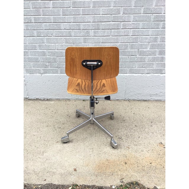 1950s Labofa Office Chair by J. Rasmussen, Molded Plywood & Chrome, 1955 For Sale - Image 5 of 12