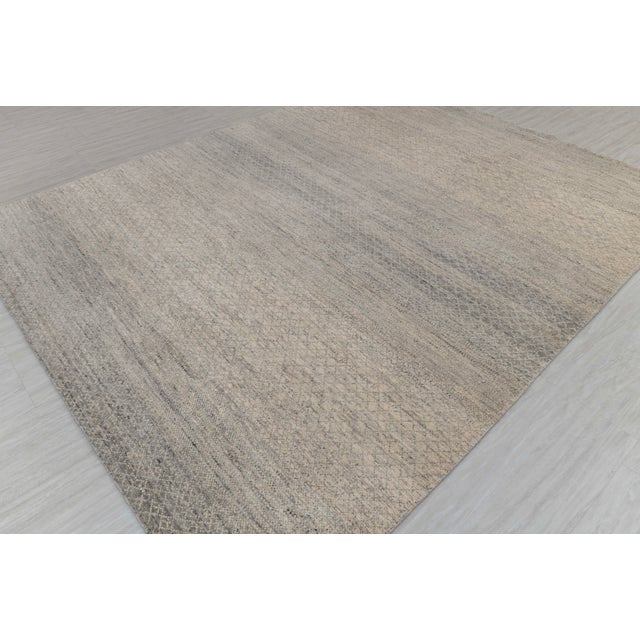 2010s 8' x 10' Savannah Hand Knotted Modern Cream Grey Wool & Silk Rug For Sale - Image 5 of 16