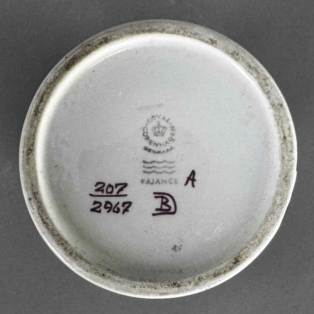1960s Vintage Mid-Century Modern 1967 Royal Copenhagen Berte Jessen Tenera Fajance Vase 207-2967 For Sale - Image 5 of 12