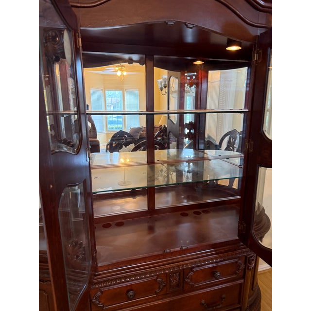 Traditional Traditional Ornate Carved Wood China Cabinet / Curio Display Hutch For Sale - Image 3 of 3