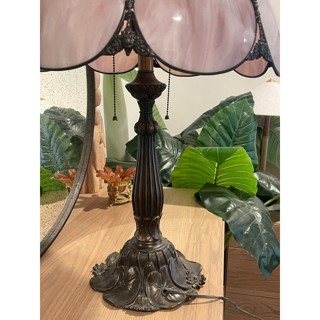 Art Nouveau Vintage 1970's Art Nouveau Style Pink Bent Glass Rose Accent Table Lamp For Sale - Image 3 of 5