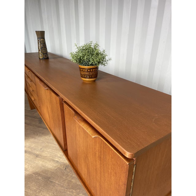 Large Mid-Century British Scandinavian Style Teak Sideboard from Stonehill, 1960s For Sale - Image 12 of 18