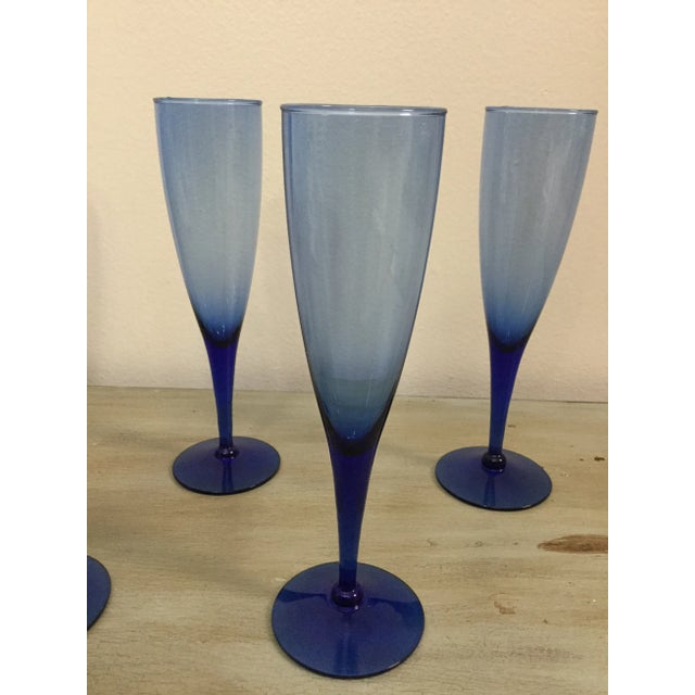 Libbey Glass Co. Vintage Cobalt Blue and Sky-Blue Bowls Glasses - Set of 5 For Sale - Image 4 of 7