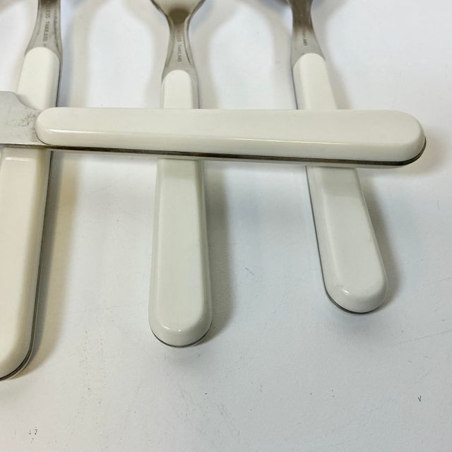 1970s Vintage Boho Chic Contemporary Stainless Steel White Handle Flatware - Set of 40, Service for 8 For Sale - Image 12 of 12