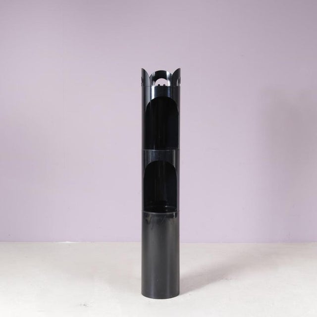 This 1970s coat stand with integrated umbrella holder was designed by the renowned Italian designer Enzo Mari for Danese...