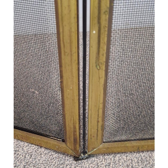 Victorian Solid Brass and Wire Mesh Fire Screen , Circa 1880s For Sale In Washington DC - Image 6 of 11