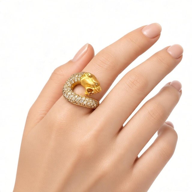 Carrera Y Carrera 18k Gold Pave Diamond Panther Ring For Sale - Image 10 of 10