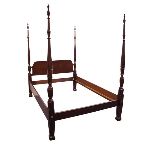 THOMASVILLE FURNITURE Mahogany Collection Traditional Style Queen Size Four Poster Bed 14511-575 87" High 63.5" Wide 89.5"...