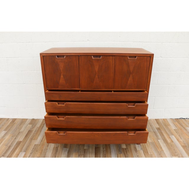 Mount Airy Furniture Company John Stuart for Mt. Airy “Janus Collection” Mid-Century Walnut Highboy Dresser, C. 1970s For Sale - Image 4 of 18