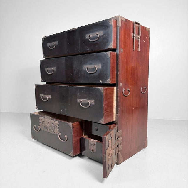 Antique Japanese Tansu Storage Cabinet, 1900s For Sale - Image 12 of 18