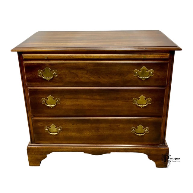 Vintage Statton Trutype Americana Chippendale Style Antique Oxford Cherry Commode / Chest of Drawers For Sale - Image 11 of 11