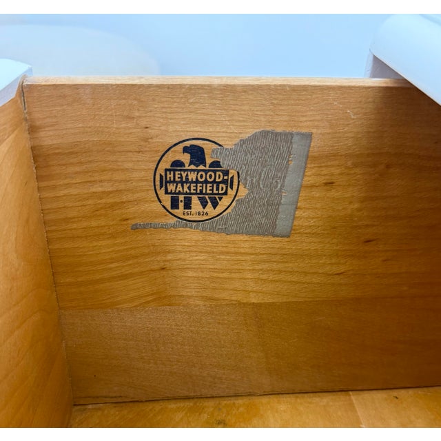 Late 20th Century Vintage Heywood-Wakefield Lacquered 6 - Drawer Chest With Glass Top For Sale - Image 5 of 8