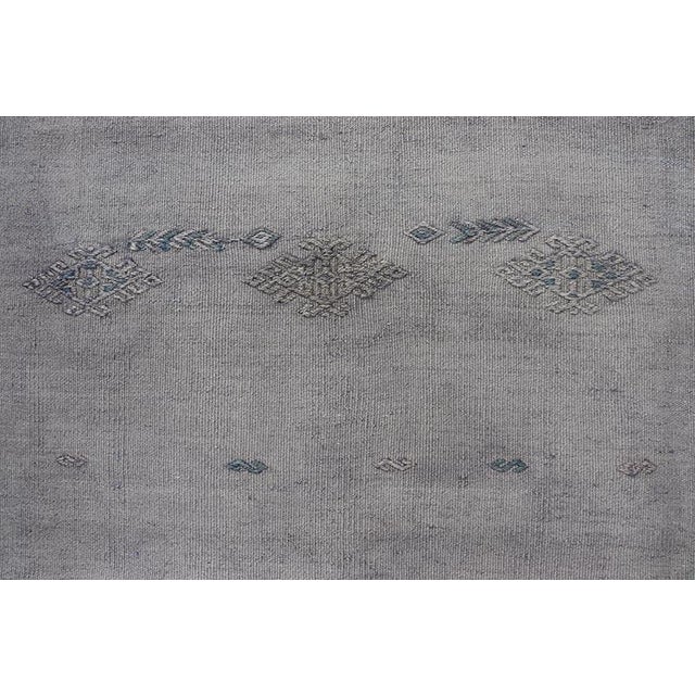 Light Gray Vintage Turkish Kilim Runner With Subtle Geometric Patterns and Soft Pastel Tones For Sale - Image 8 of 10