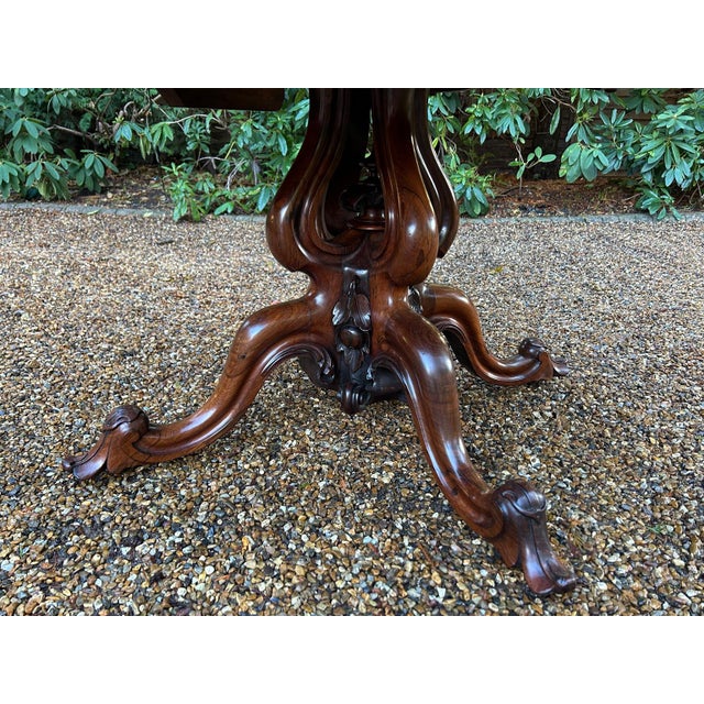 William IV Tilt-Top Oval Serpentine Dining Table in Rosewood, 1830 For Sale - Image 13 of 18