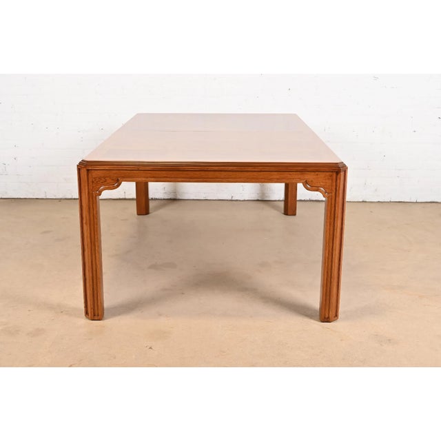 Hollywood Regency Mid 20th Century Drexel Heritage Mid-Century Hollywood Regency Oak and Burl Wood Dining Table For Sale - Image 3 of 11
