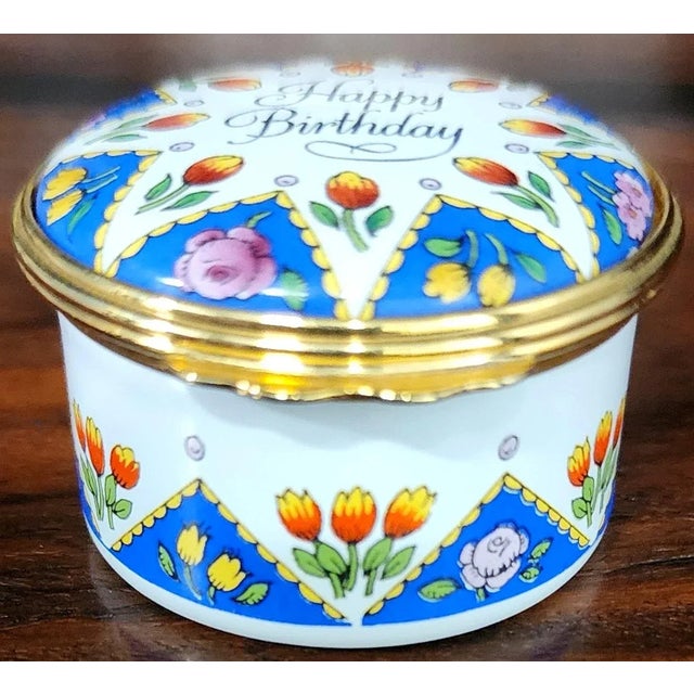 Paint Bilston & Battersea English Fine Enamel "Happy Birthday" Round Box For Sale - Image 7 of 10