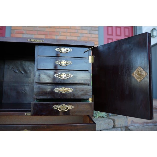 20th Century Mahogany Tansu Jewelry Chest With Brass Fittings For Sale - Image 10 of 12
