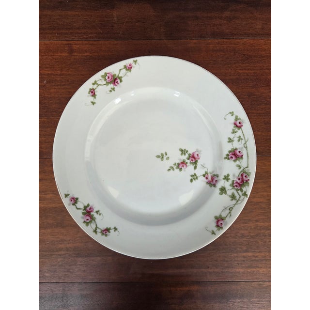 Heinrich & Co. Antique Heinrich & Co. Porcelain China Dinnerware Service Set For Sale - Image 4 of 11