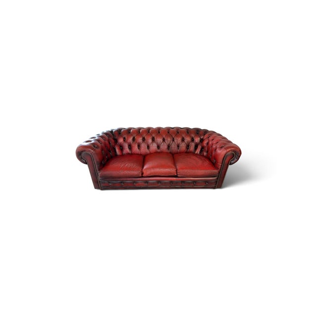 Vintage Chesterfield Sofas in Red Leather, Set of 2 For Sale - Image 3 of 11