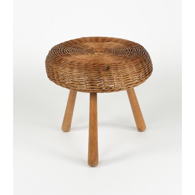 Mid-Century Wicker and Wood Tripod Stool attributed to Tony Paul, USA, 1950s For Sale - Image 4 of 18