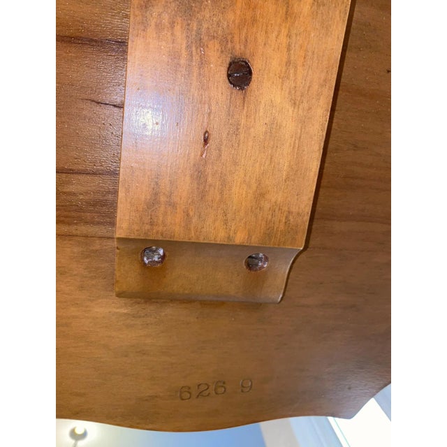 Antique Figure Maple ound Pedestal Table For Sale - Image 10 of 13