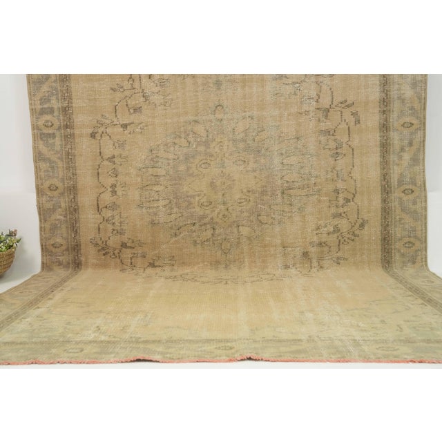 Textile 1970s Vintage Turkish Handmade Wool Cotton Beige Area Rug For Sale - Image 7 of 13