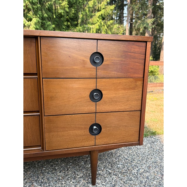 Copper Mid Century Modern Six Drawer Lowboy Dresser by Stanley Furniture For Sale - Image 8 of 10